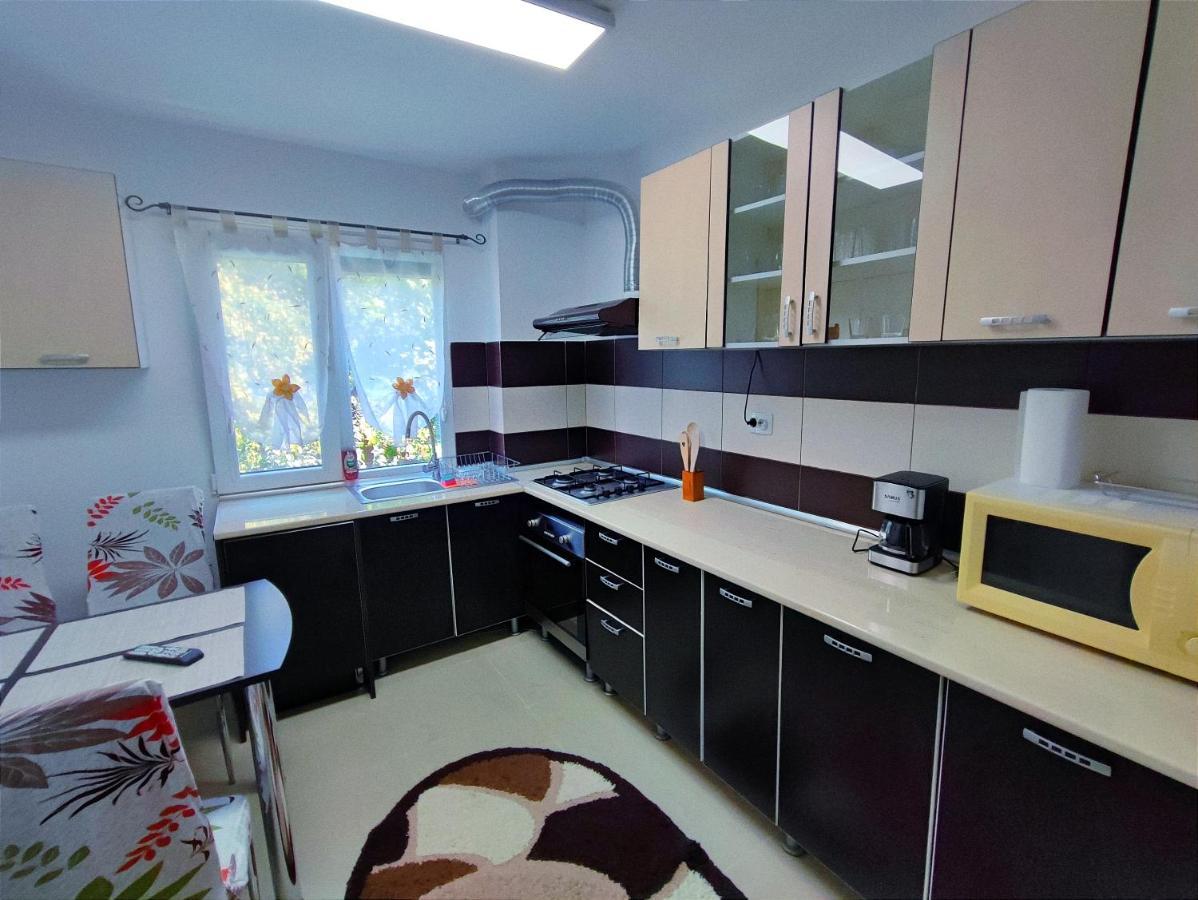 Appartement Deea à Orşova Extérieur photo